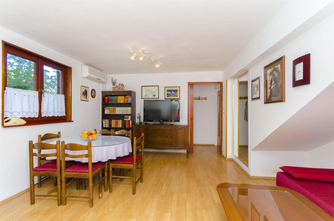 Apartments Dragica Slatine Esterno foto